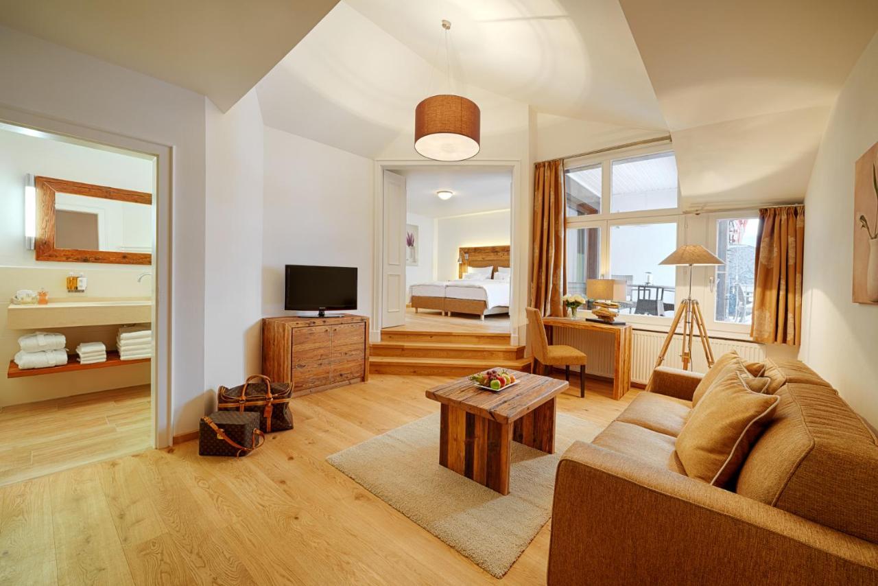 Adler Haeusern Gourmet & Spa Hotel מראה חיצוני תמונה